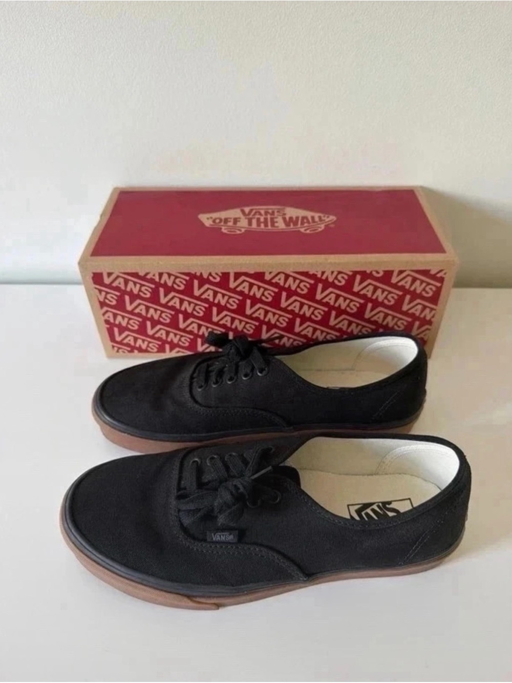 NWT Vans Authentic Black / Gum Sole – Men's Size 10